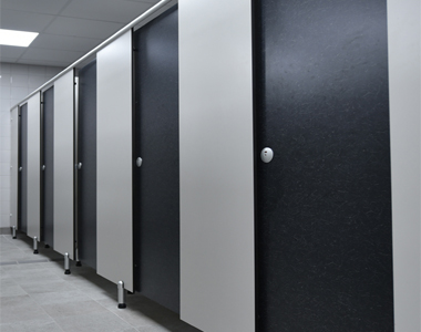 SS Series Restroom Cubicles